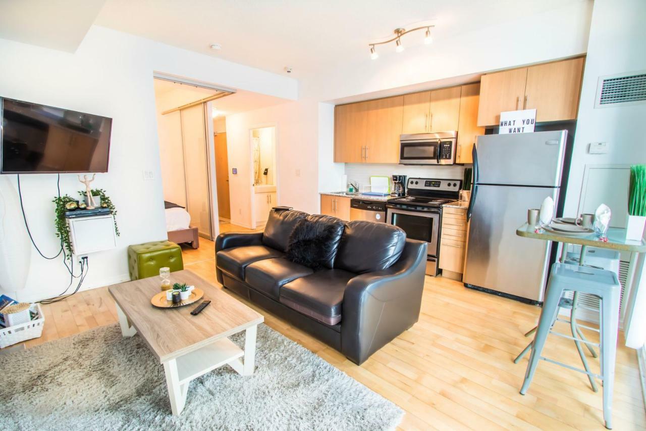 Micasa Suites - Stylish Condo In Maple Leaf Square Toronto Dış mekan fotoğraf