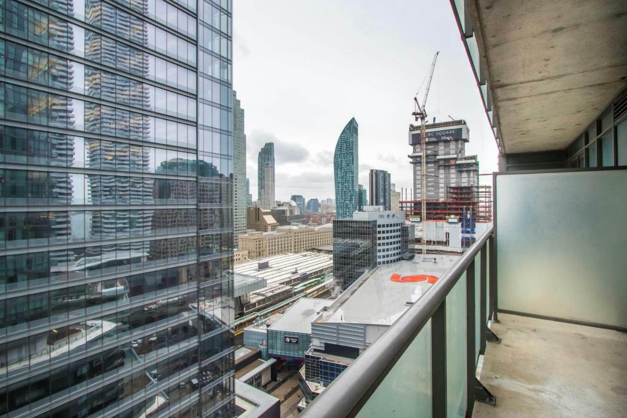 Micasa Suites - Stylish Condo In Maple Leaf Square Toronto Dış mekan fotoğraf