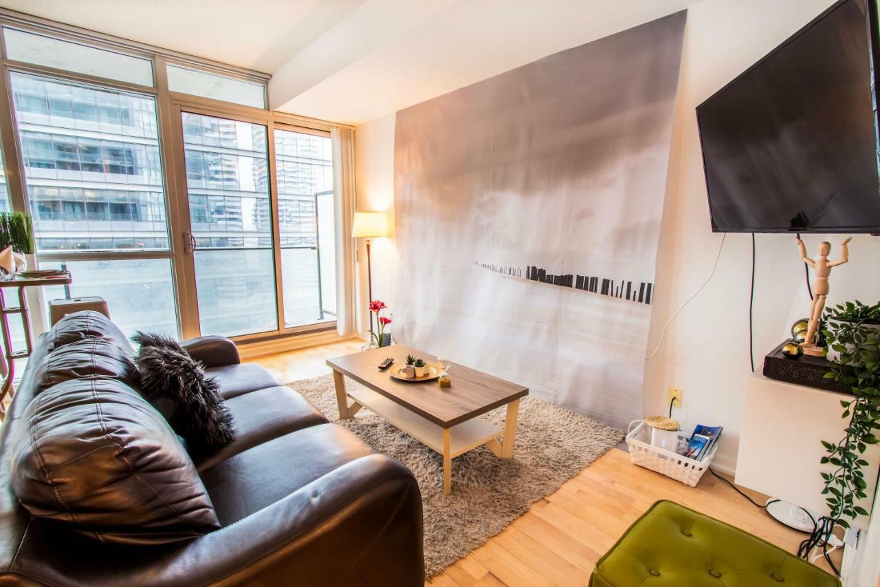 Micasa Suites - Stylish Condo In Maple Leaf Square Toronto Dış mekan fotoğraf